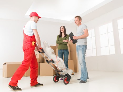 Tips for choosing a storage facility in Enfieldwash with flexible terms