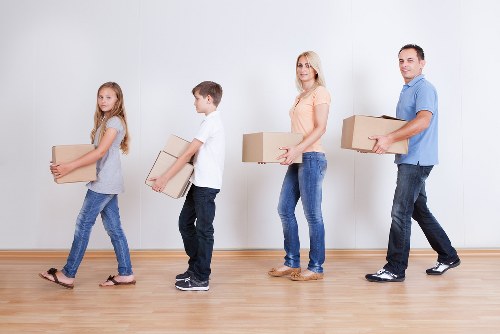 Secure storage and moving service options for customers in Enfieldwash